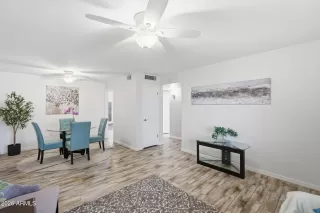 Photo #2: 7011297 Listing 