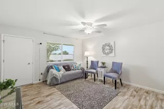 Photo #3: 7011297 Listing 