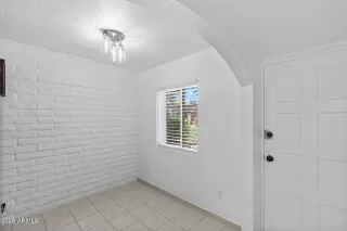 Photo #4: 7011412 Listing 