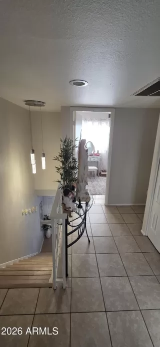 Photo #6: 7011537 Listing 