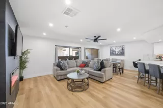 Photo #6: 7011550 Listing 