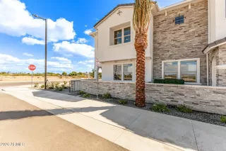 Photo #3: 7011609 Listing 