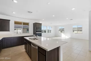 Photo #2: 7011656 Listing