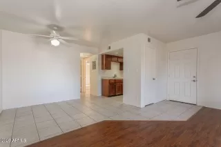 Photo #4: 7011696 Listing 