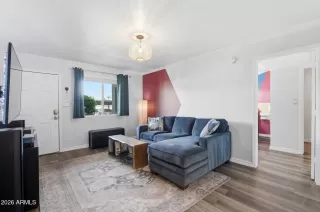 Photo #3: 7011699 Listing 