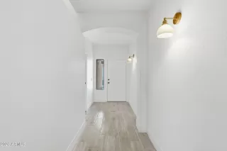 Photo #3: 7011769 Listing