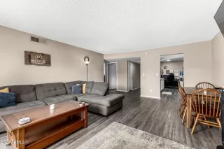 Photo #5: 7011843 Listing 