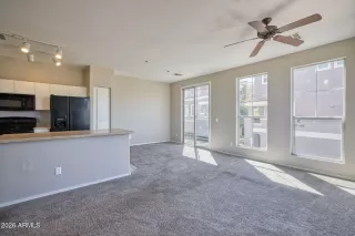 Photo #5: 7011869 Listing 