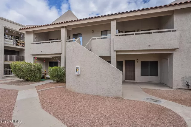 MLS: 7011963 Condo For Sale