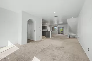 Photo #6: 7012017 Listing 