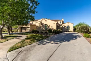 Photo #5: 7012160 Listing