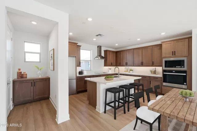 MLS: 7012249 Condo For Sale