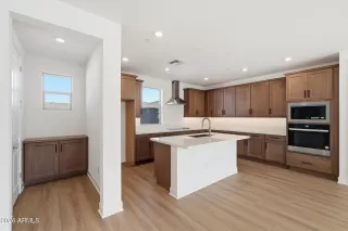 Photo #1: 7012249 Listing