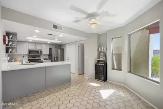 Photo #2: 7012265 Listing 