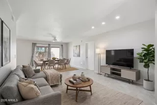 Photo #5: 7012265 Listing 