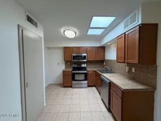 Photo #3: 7012338 Listing 