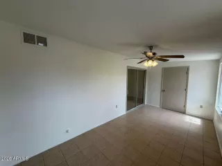 Photo #5: 7012338 Listing 