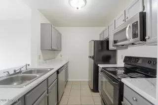 Photo #3: 7012374 Listing