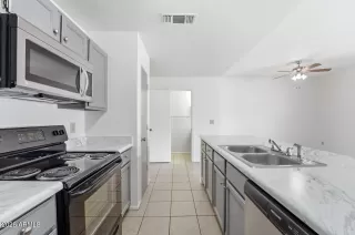 Photo #4: 7012374 Listing