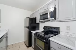 Photo #6: 7012374 Listing