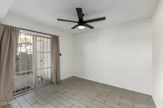 Photo #5: 7012471 Listing