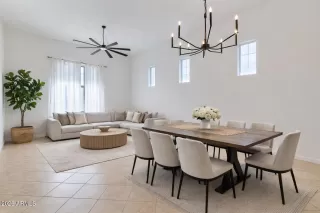 Photo #3: 7012518 Listing