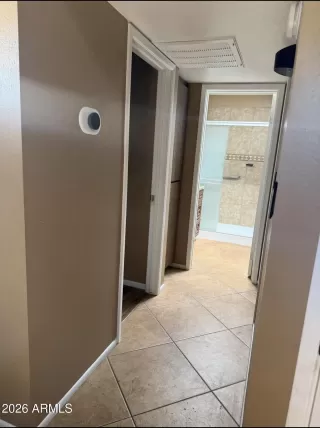 Photo #6: 7012647 Listing