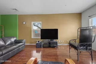 Photo #6: 7012654 Listing