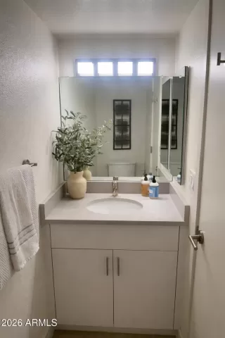 Photo #6: 7012661 Listing 