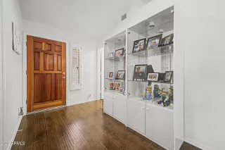 Photo #1: 7012707 Listing