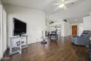 Photo #2: 7012707 Listing