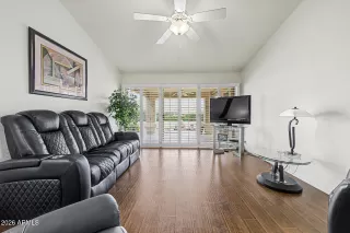 Photo #4: 7012707 Listing