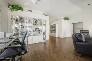 Photo #6: 7012707 Listing