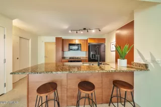 Photo #2: 7012752 Listing 