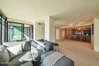 Photo #4: 7012752 Listing 