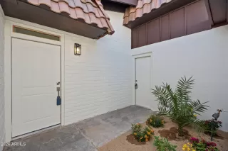 Photo #5: 7012761 Listing 