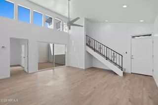 Photo #6: 7012761 Listing 