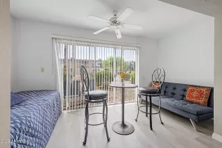 Photo #5: 7012889 Listing