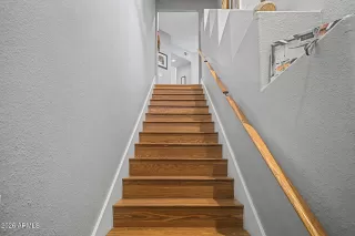 Photo #3: 7012975 Listing 