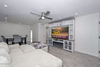 Photo #3: 7012987 Listing