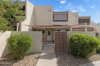 Photo #2: 7012989 Listing