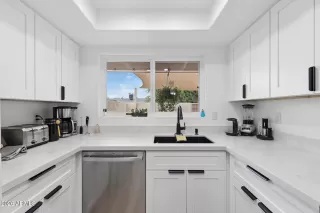 Photo #5: 7012989 Listing