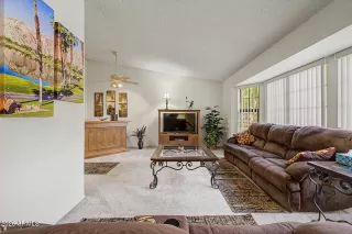 Photo #4: 7013068 Listing 