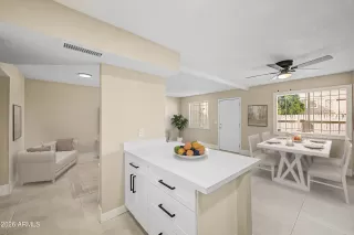 Photo #4: 7013085 Listing 