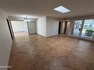 Photo #2: 7013098 Listing 