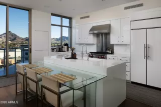 Photo #6: 7013359 Listing 