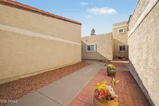 Photo #2: 7013496 Listing 