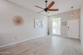 Photo #3: 7013569 Listing