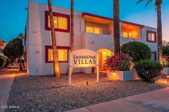 MLS: 7013582 Condo For Sale