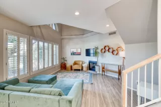 Photo #2: 7013662 Listing 